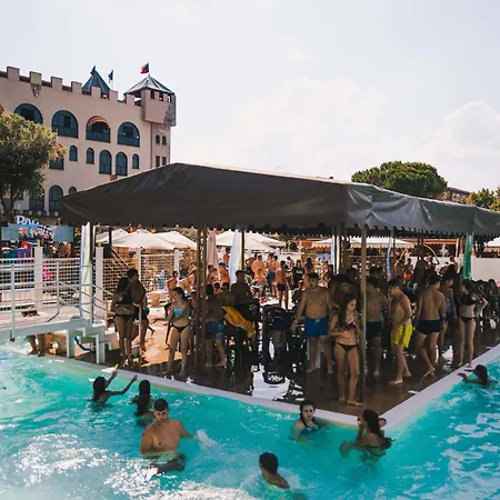 Il Castello Di Hotel 3*