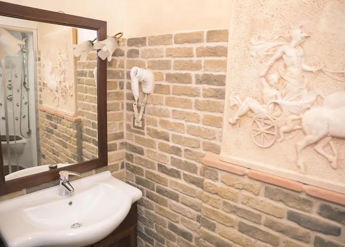 Il Castello Di Отель