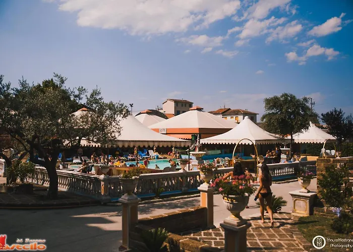 Il Castello Di Отель 3*