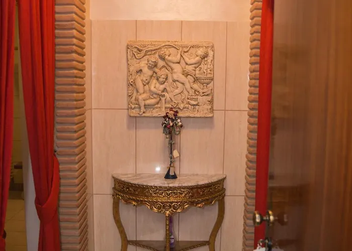 Отель Il Castello Di 3*