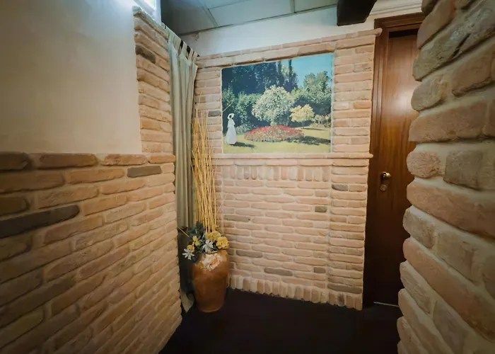 Отель Il Castello Di Perano